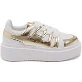 Sneakers med detaljer